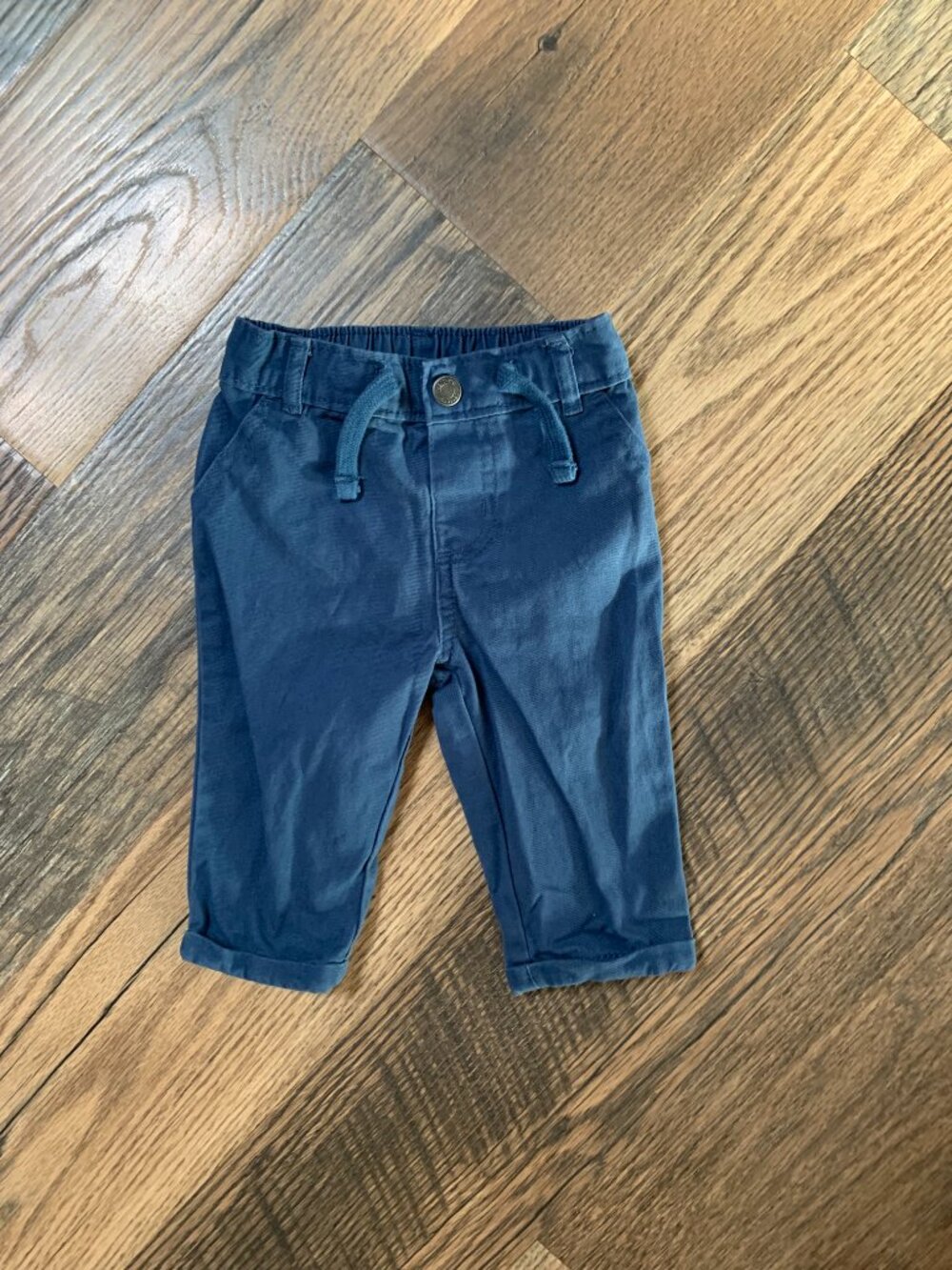 Boys size 6 months Carter's Blue Pants (2 pairs) and Red Shorts Jumper One-Piece - Picture 2 of 10